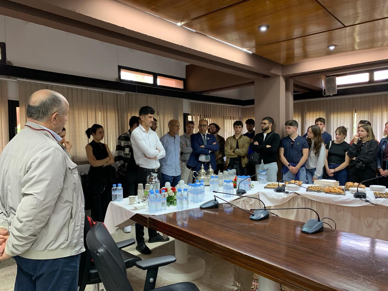 Séminaire — présentation à un groupe d'étudiants